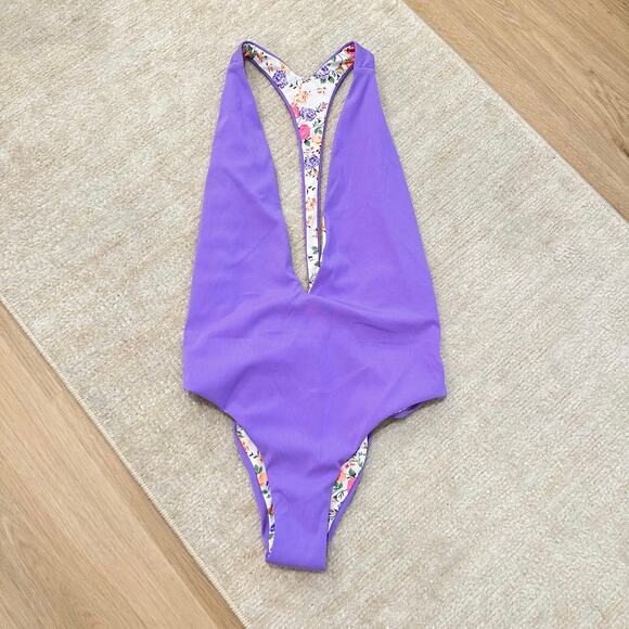 NEW Maaji Dunes Tiky Reversible One Piece in Purple Size Medium - Picture 4 of 8